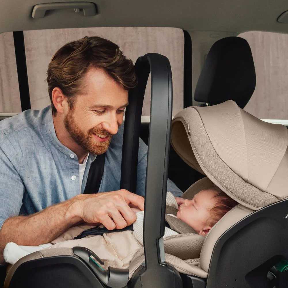 Automobilinė kėdutė BRITAX Baby Safe Pro, 0-13 kg, Mineral Grey-Automobilinės kėdutės, 0-13 kg-e-vaikas