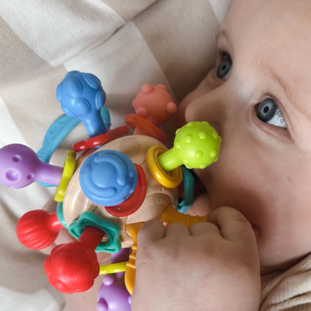 Minkštas barškutis 2in1 WOOPIE BABY sensorinis žaislas kūdikiams 0m+-Žaislai, Kūdikiams, Barškučiai, kramtukai-e-vaikas