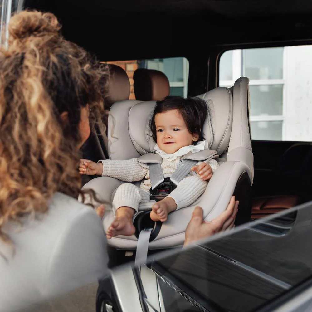 copy of Automobilinė kėdutė BRITAX DualFix 5Z, 61-105cm