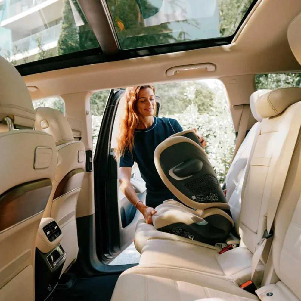 Automobilinė kėdutė Cybex SOLUTION G2 i-Fix Plus, 100-150cm, Stone Grey-Automobilinės kėdutės, 15-36 kg-e-vaikas