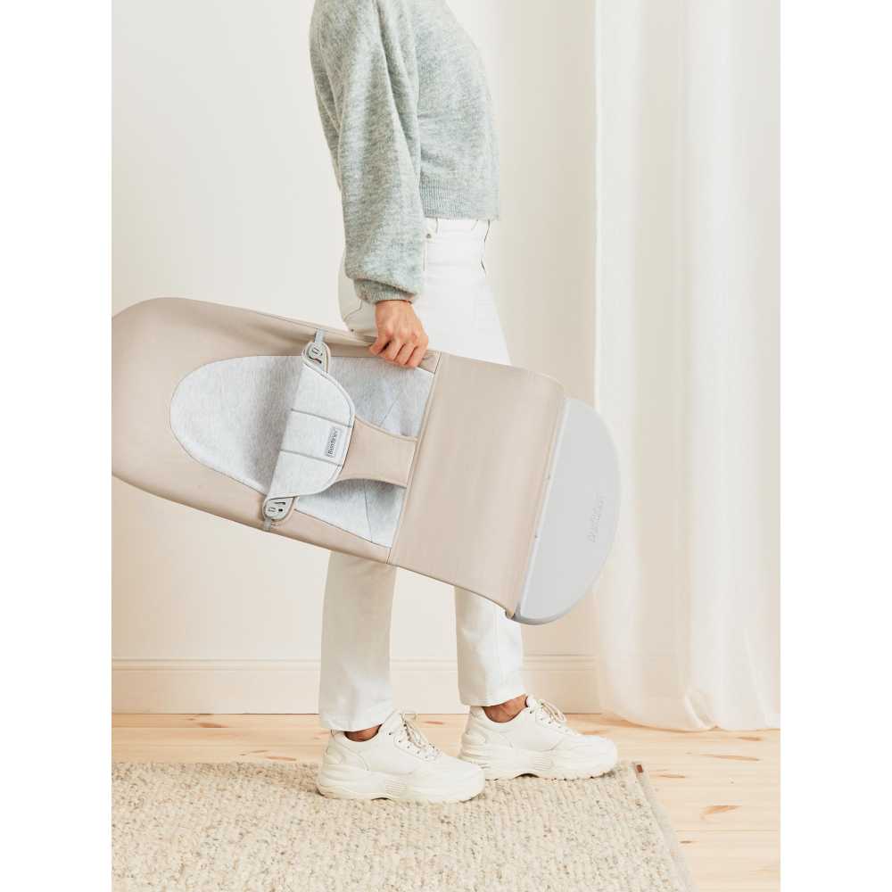 Gultukas BabyBjörn Balance Soft Woven Jersey, Beige/Grey-Miegui, Gultukai ir sūpynės-e-vaikas