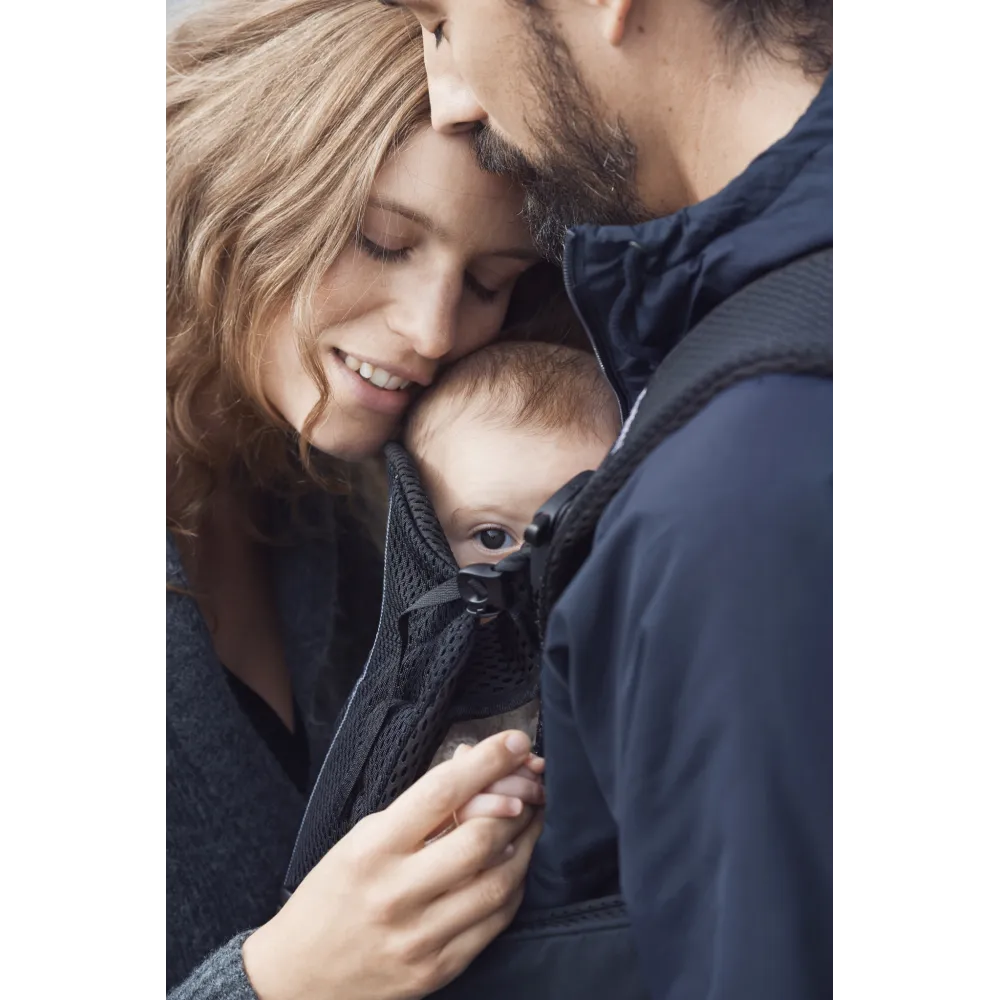 Nešioklė kūdikiui BabyBjörn ONE Air 3D Mesh, Black-Judėjimui, Kūdikių nešioklės-e-vaikas
