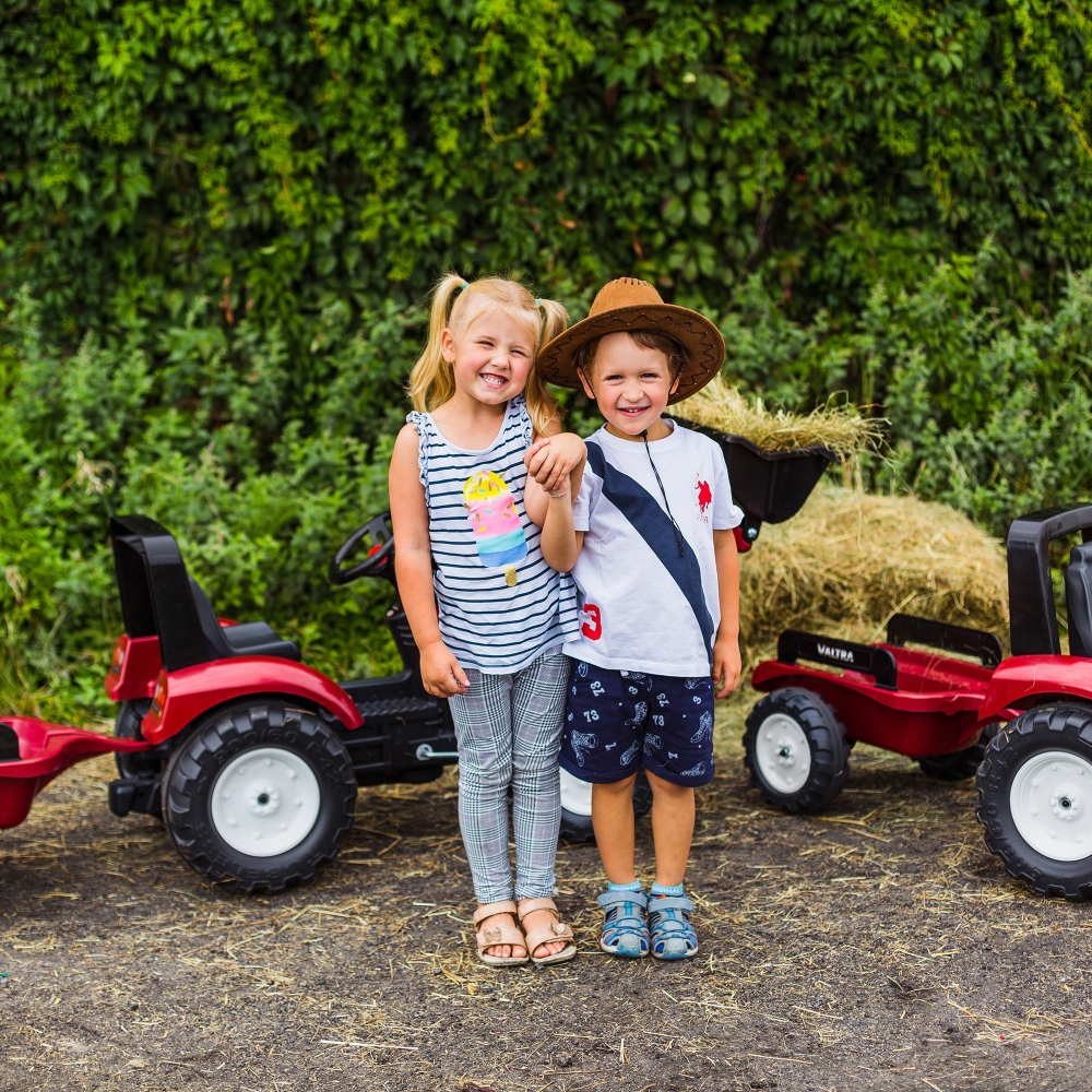 FALK Valtra Maroon Pedal Tractor with Trailer and Bucket from 3 Years 