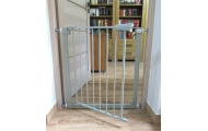 SAUGOS VARTELIAI S0, pilkos spalvos, skirti laiptams, durims 79–83,5 cm, atraminiai-Priežiūrai, Apsaugos, Apsauginiai varteliai 
