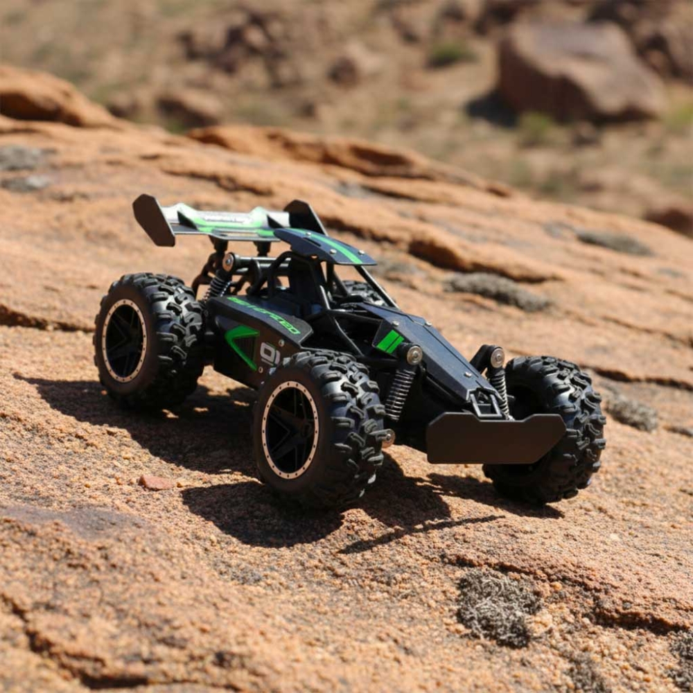 Nuotoliniu būdu valdomas didelio greičio kaskadininkų automobilis 1:18 18km/h 2.