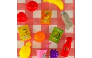 Pikniko krepšelis vaisių sultys gėrimai maisto produktai užkandžiai iškylai