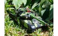 RC karo tankas 9993 2,4 GHz miško kamufliažas