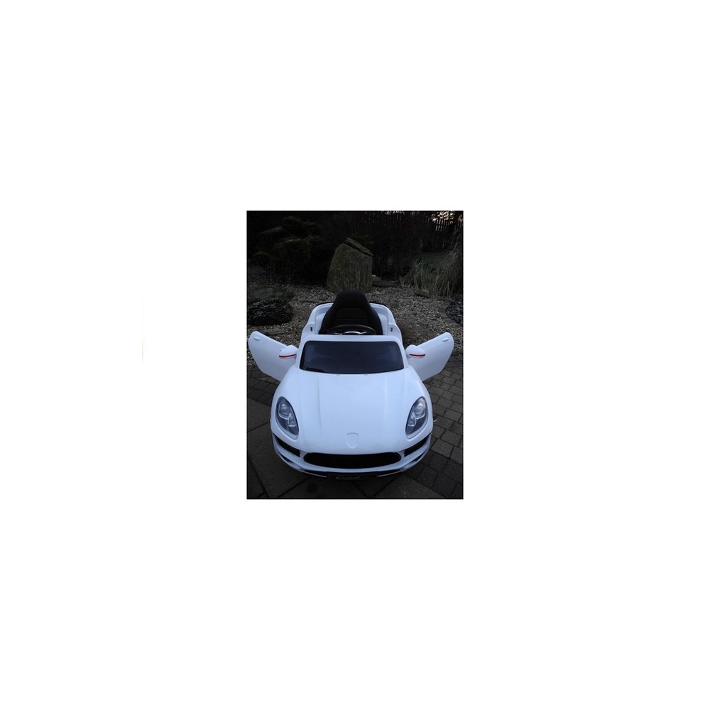 Akumuliatorinis automobilis Coronet S White