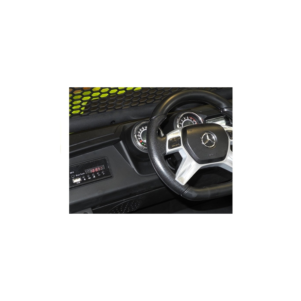 Auto na Akumulator Mercedes Unimog Biały
