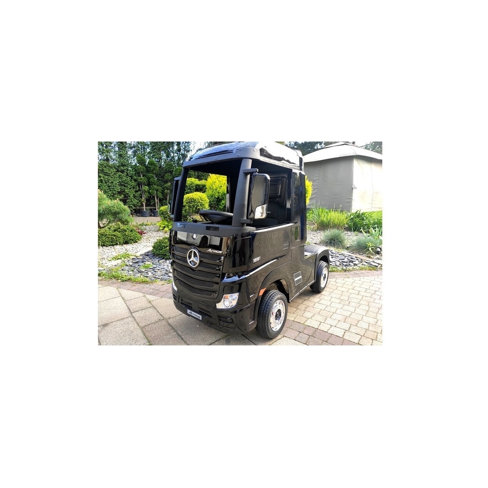 Elektromobilis Mercedes Actros MP4, lakuotas juodas-Elektromobiliai vaikams, Sunkvežimiai-e-vaikas