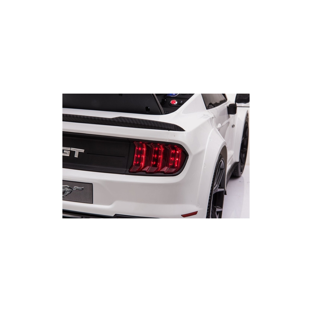 Auto Na Akumulator Ford Mustang GT SX2038 Biały