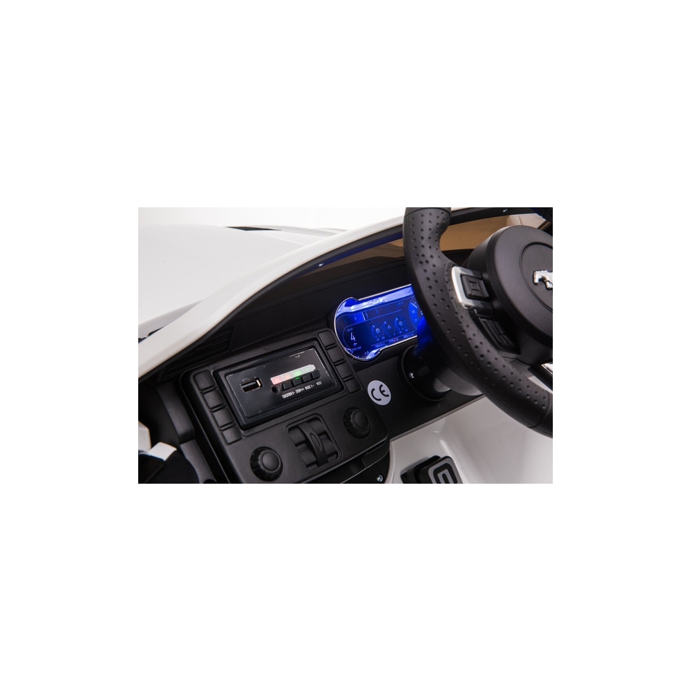 Auto Na Akumulator Ford Mustang GT SX2038 Biały