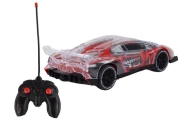 Nuotoliniu būdu valdomas 1:16 mastelio RC sportinis automobilis su raudonais žibintais