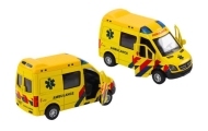 Ambulance Ambulance 1:32 Opening Doors Lights Sounds Drive Yellow
