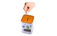 Metalinė taupyklė Dinozauras automobilyje balta 11x8cm-Dovanoms, Taupyklės-e-vaikas