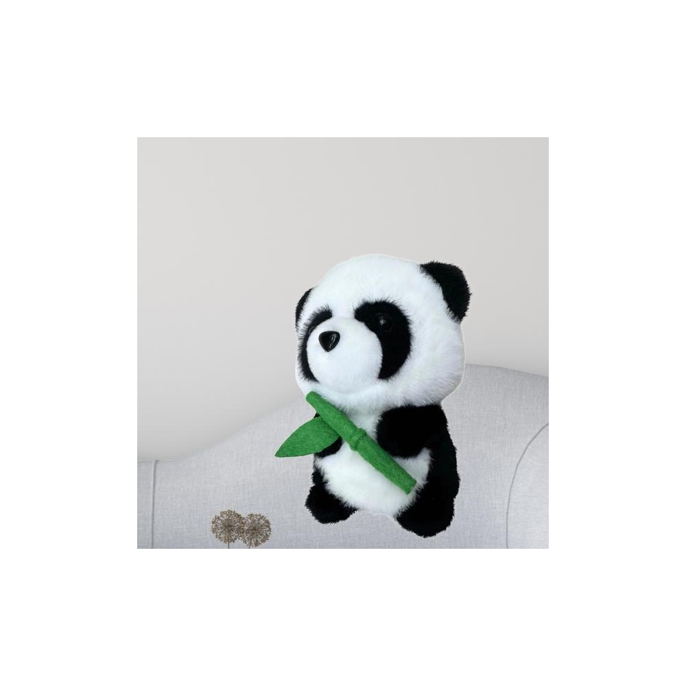 Pliušinis pliušinis talismanas Panda su bambuku 18cm