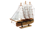 Kolekcinis dekoratyvinis trijų stiebų burlaivio modelis baltas 39x36cm
