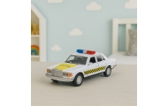 Metalinis Klasikinis policijos automobilis Baltas 1:32-Žaislai, Auto ir transporto žaislai, Mašinos-e-vaikas