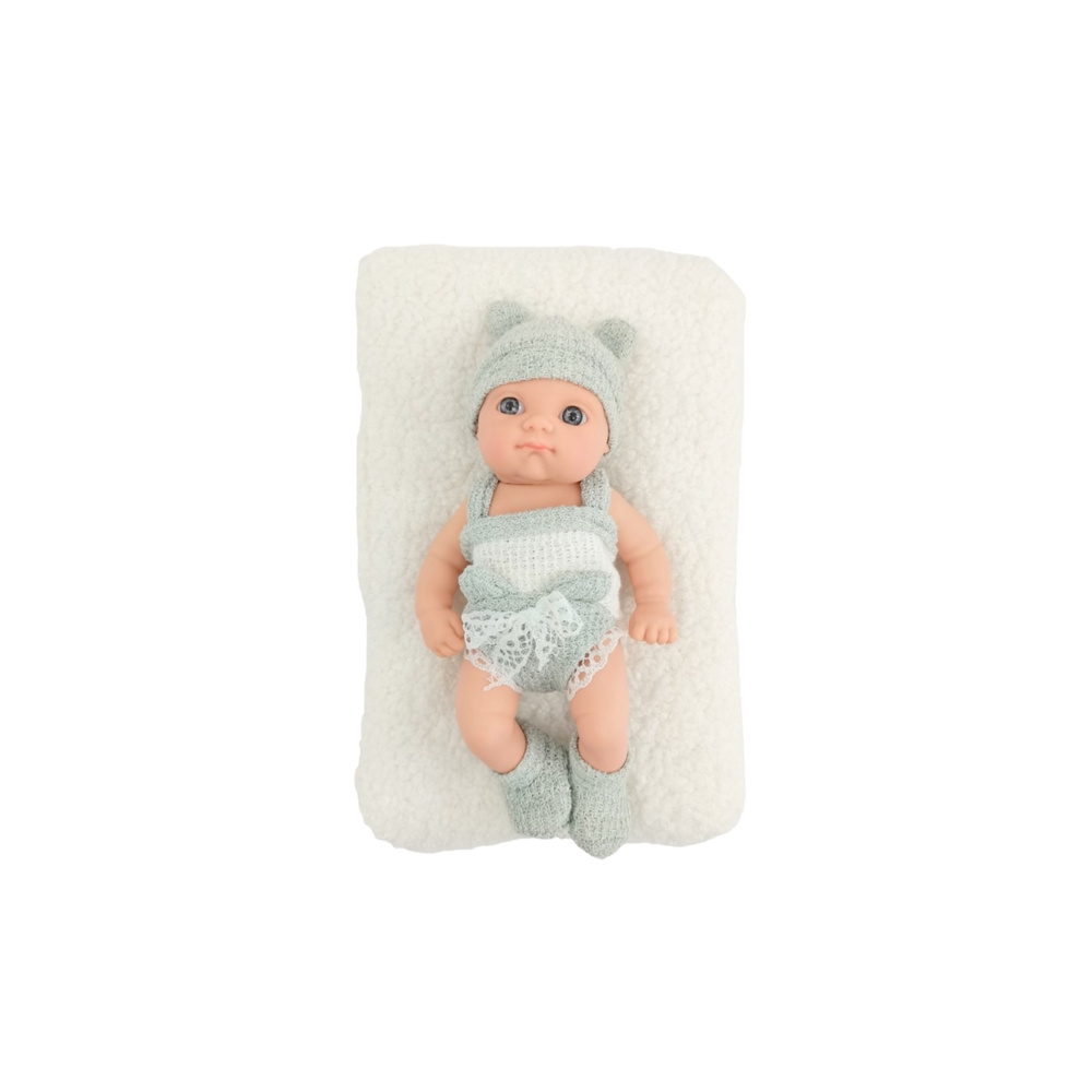 Lėlė kūdikis su antklode, baltais ir pilkais drabužėliais, kepurė 18 cm-Žaislai, Lėlės ir jų priedai, Lėlės-e-vaikas