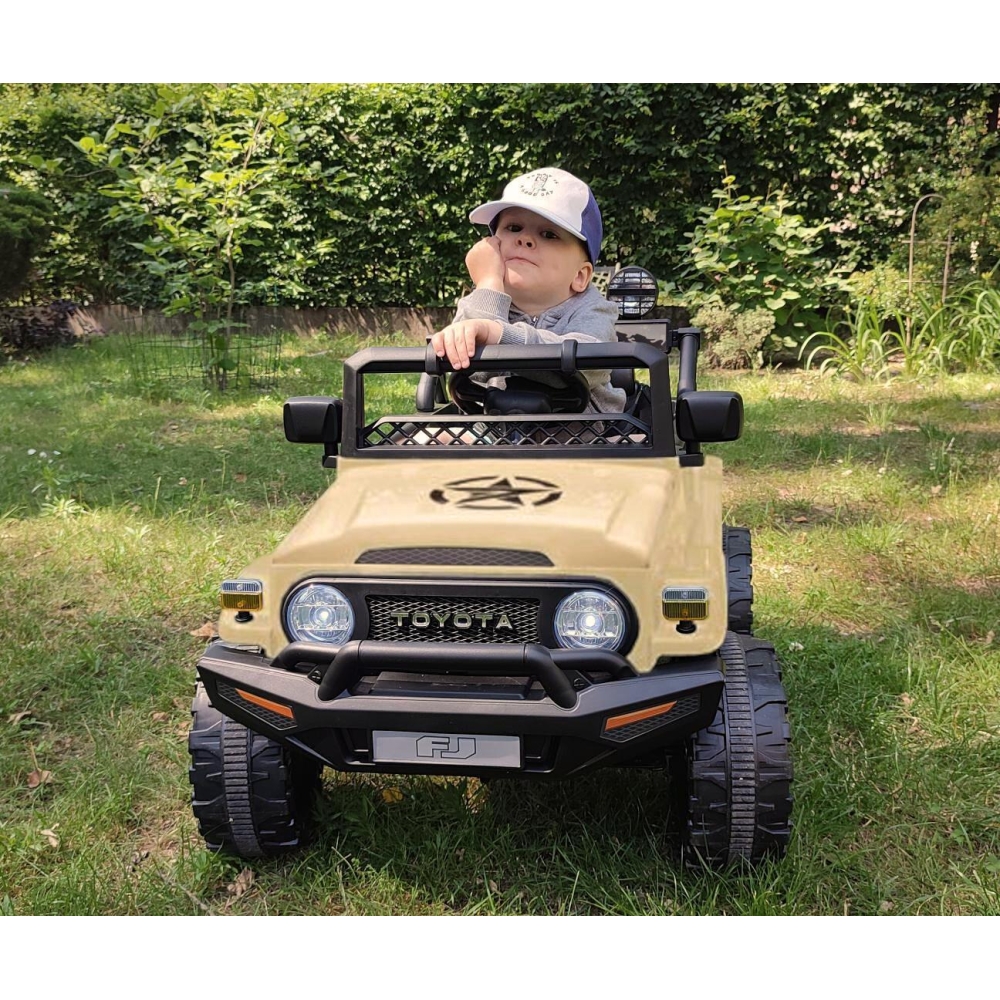 Pojazd na akumulator Toyota FJ Cruiser Khaki