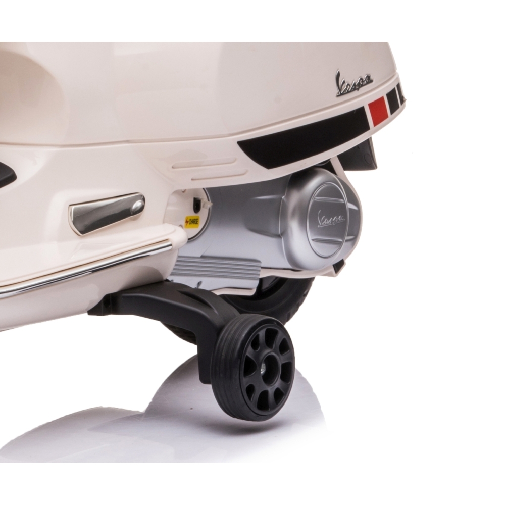 Elektrinis motoroleris Vespa GTS Super, White-Elektromobiliai vaikams, Motociklai-e-vaikas