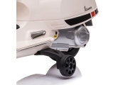 Pojazd na akumulator Vespa GTS Super White
