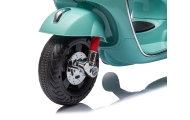 Pojazd na akumulator Vespa GTS Super Mint