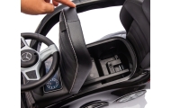 Pojazd z rączką MERCEDES C-Class Deluxe Black