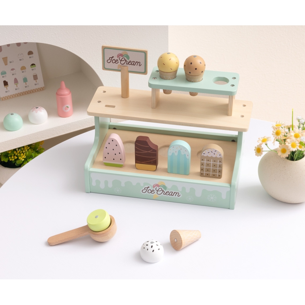 Medinė ledų parduotuvė TOOKY TOY Ledų prekystalis-Žaislai, Profesijos, buities žaislai, Mediniai, Mažiesiems kulinarams-e-vaikas