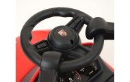Pojazd z rączką Porsche Cayenne Red