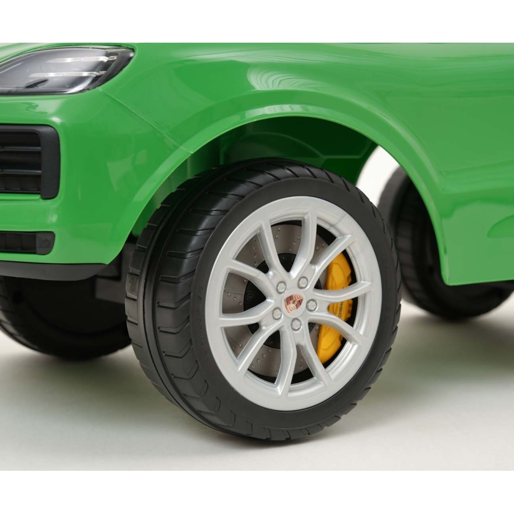 Paspiriama mašinėlė Porsche Cayenne S, žalia-Judėjimui, Paspiriamosios mašinėlės ir jų priedai, Paspiriamos mašinėlės-e-vaikas