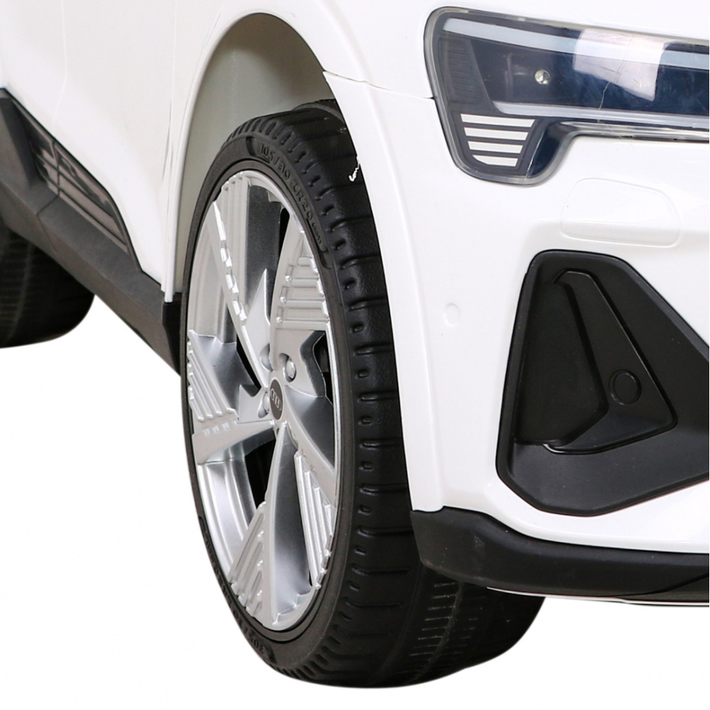 Elektromobilis Audi E-Tron Sportback 4x4, White-Elektromobiliai vaikams, Mašinos-e-vaikas