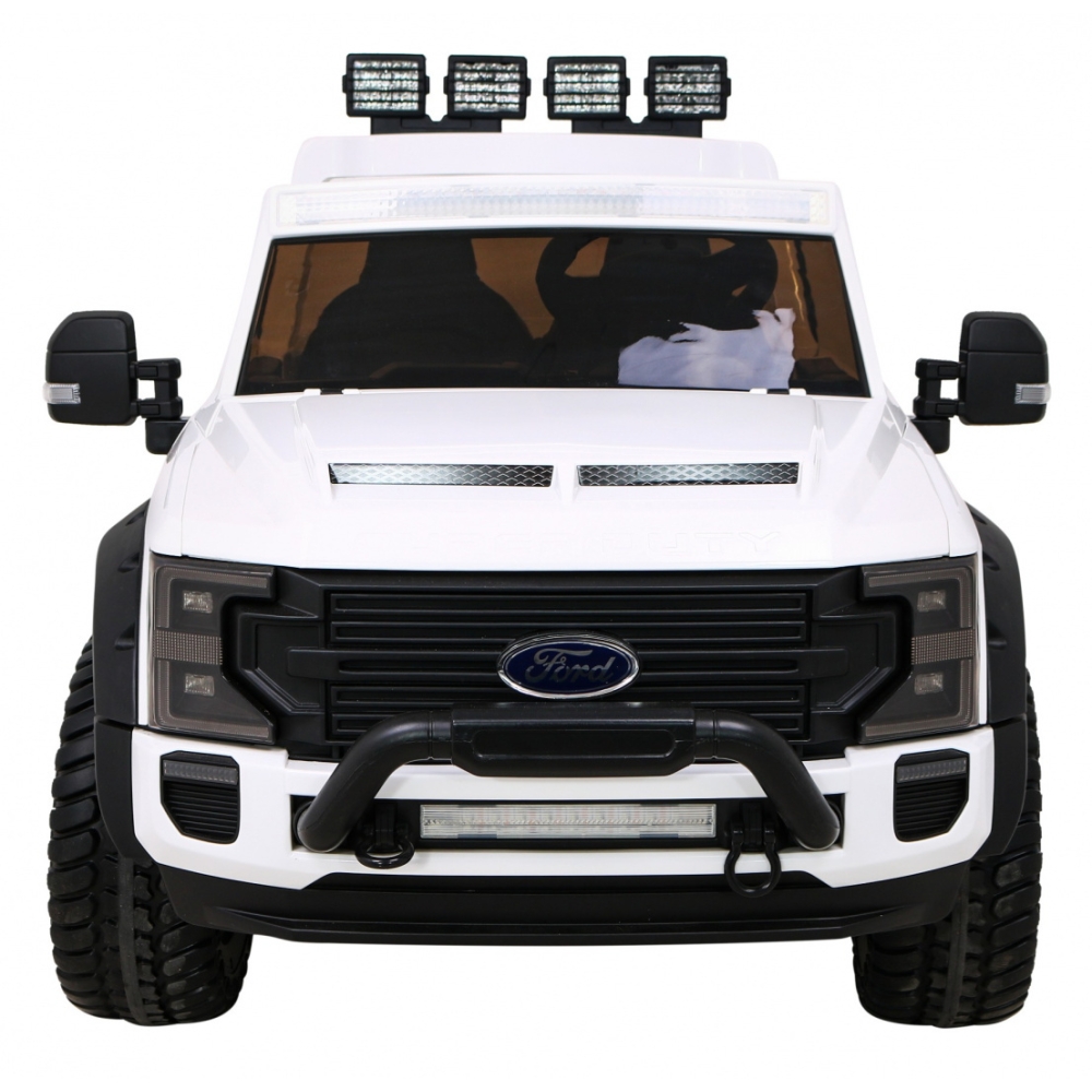 "Ford Super Duty" baltos spalvos pikapas-Elektromobiliai vaikams, Visureigiai-e-vaikas