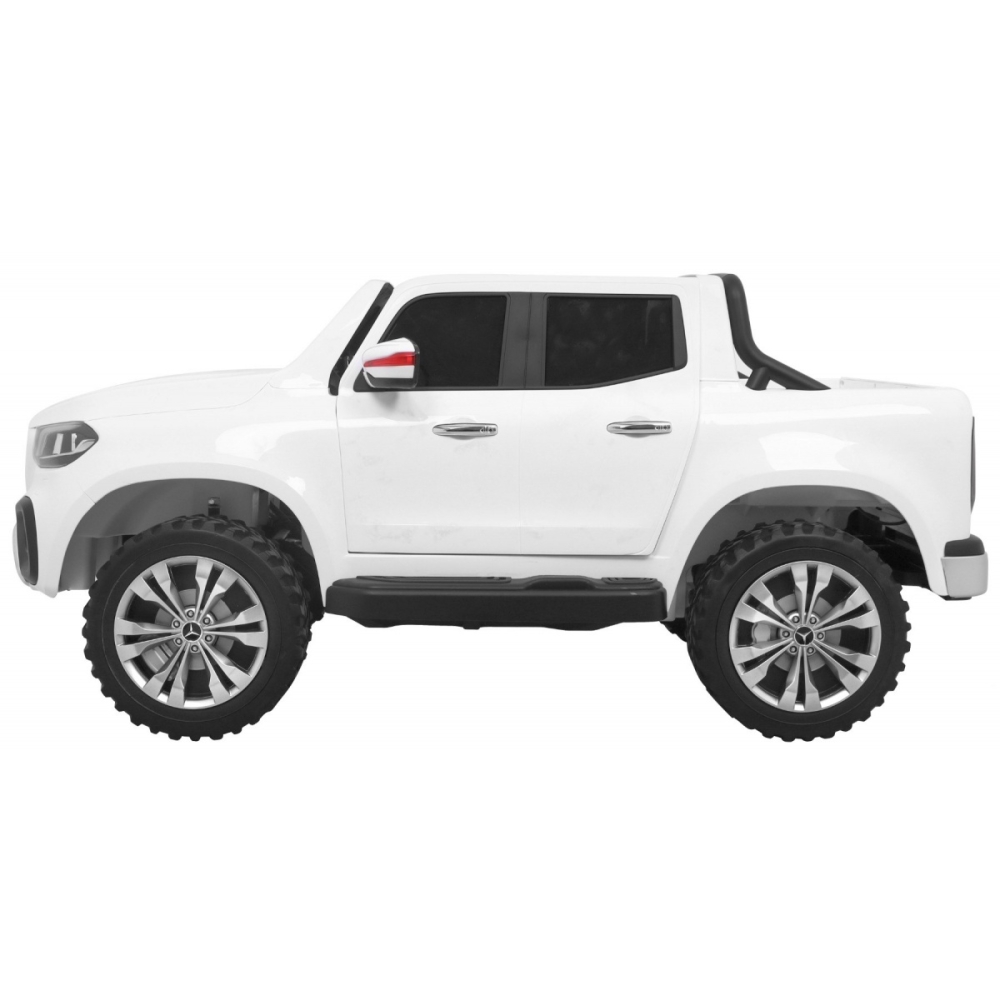 Elektromobilis Mercedes Benz X-Class MP4, White-Elektromobiliai vaikams, Visureigiai-e-vaikas