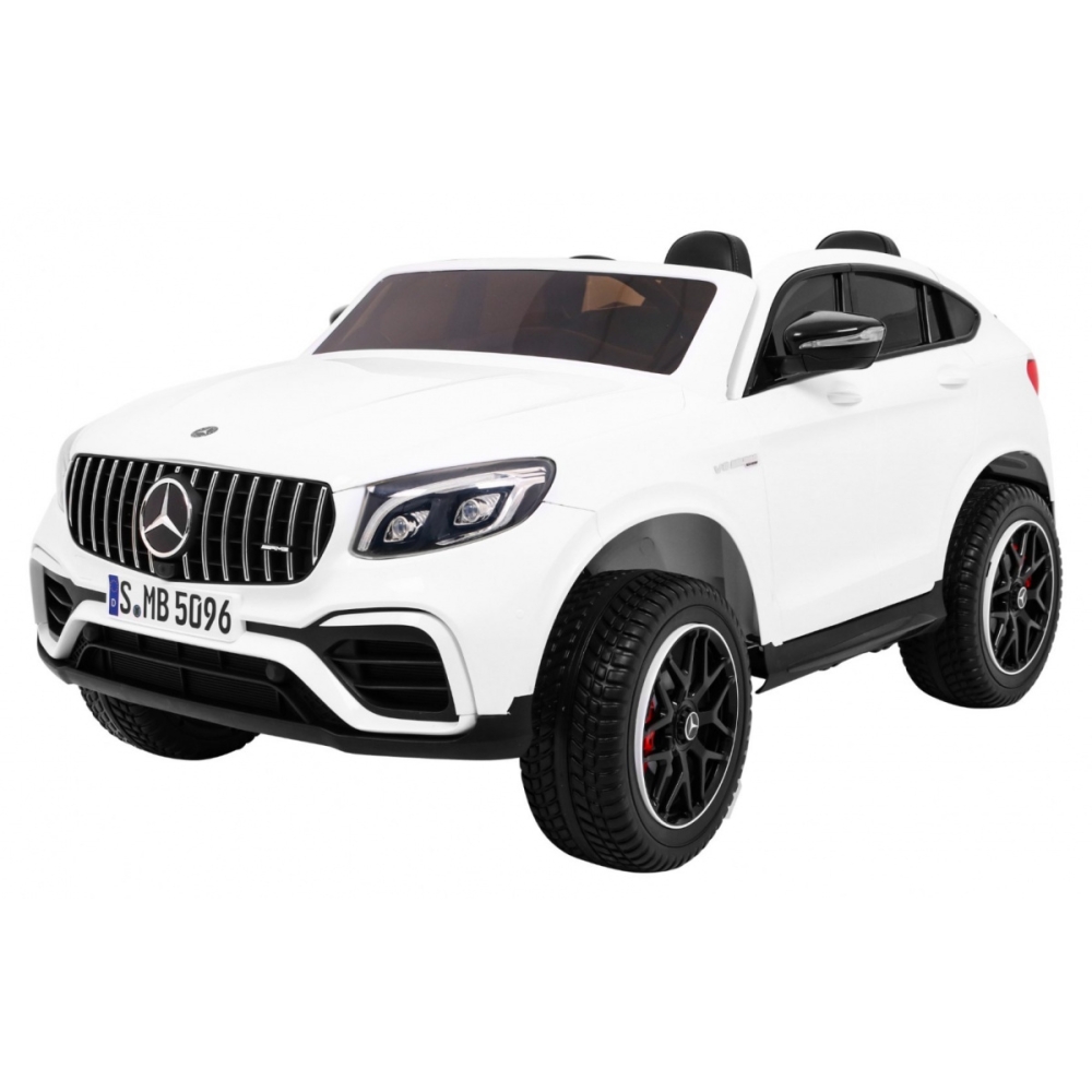 Vaikams skirtas automobilis „Mercedes GLC 63S“ – baltas visureigis + 4x4 pavara-Elektromobiliai vaikams, Visureigiai-e-vaikas