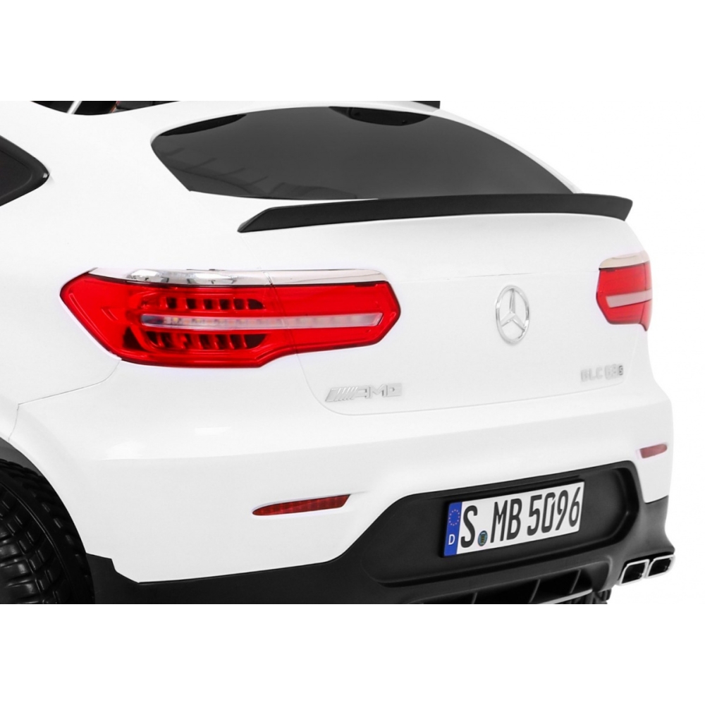 Vaikams skirtas automobilis „Mercedes GLC 63S“ – baltas visureigis + 4x4 pavara-Elektromobiliai vaikams, Visureigiai-e-vaikas