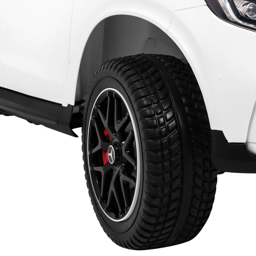 Vaikams skirtas automobilis „Mercedes GLC 63S“ – baltas visureigis + 4x4 pavara-Elektromobiliai vaikams, Visureigiai-e-vaikas