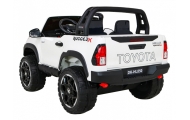Pojazd Toyota Hilux Biała