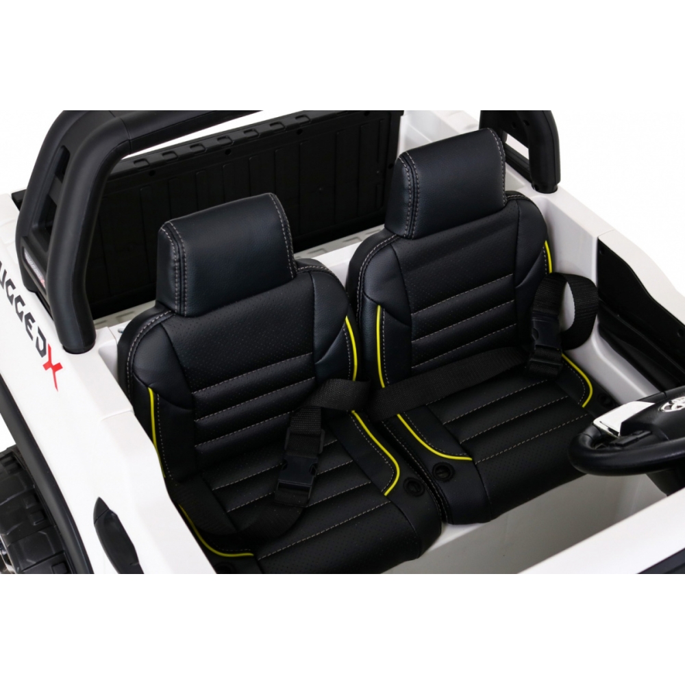 Automobilis „Toyota Hilux“ (baltas)-Elektromobiliai vaikams, Visureigiai-e-vaikas
