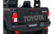 Pojazd Toyota Hilux Czarna