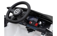 Mercedes Benz AMG EQA dla dzieci Biały + Pilot + 5-punktowe pasy + EVA + Wyświetlacz MP3 + LED
