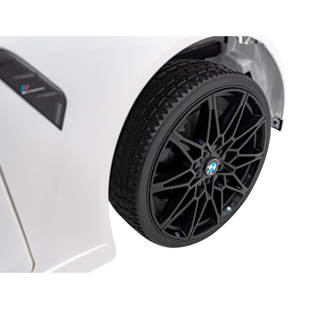 Elektromobilis BMW M4, White