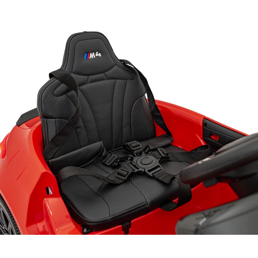BMW M4 automobilis, raudonos spalvos
