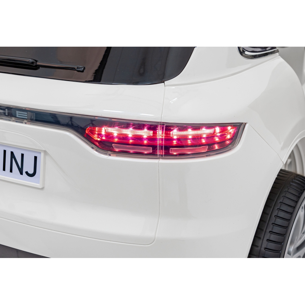 Elektromobilis Porsche Cayenne S, lakuotas baltas-Elektromobiliai vaikams, Visureigiai-e-vaikas