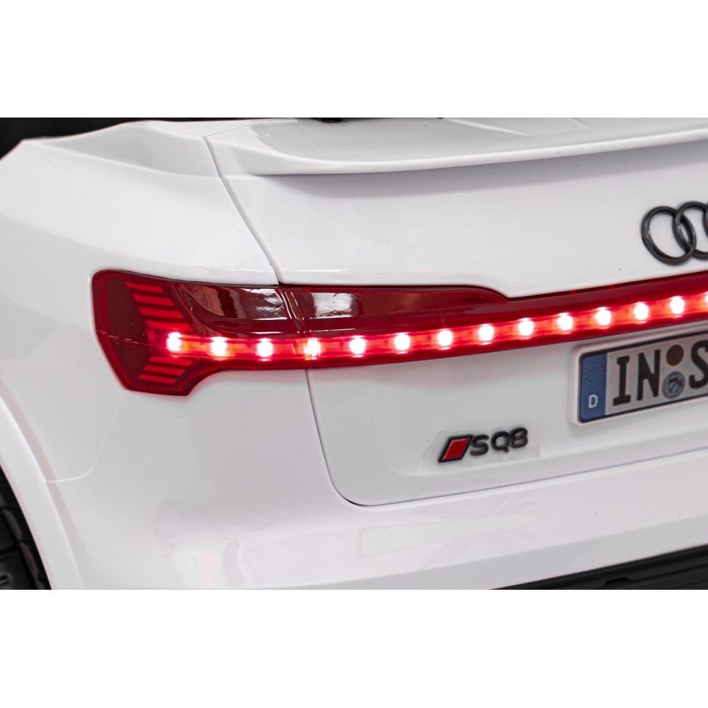Elektromobilis Audi SQ8, White-Elektromobiliai vaikams, Visureigiai-e-vaikas