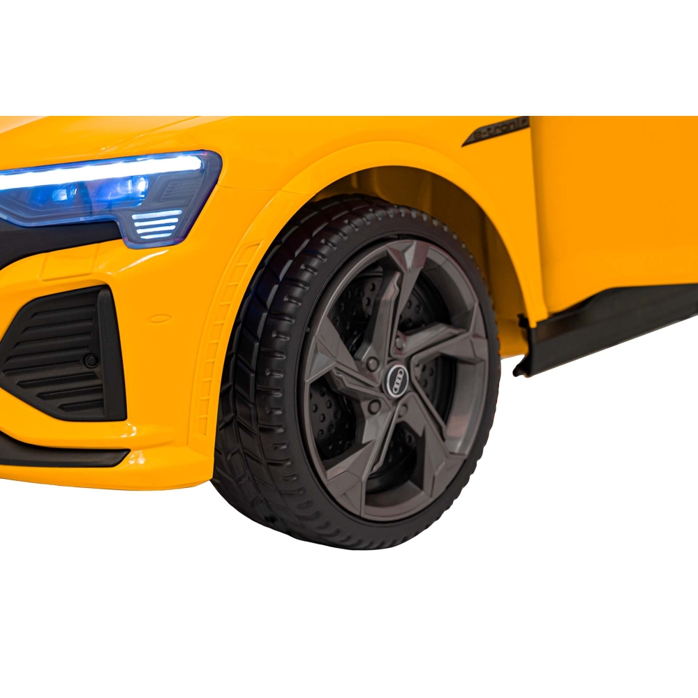 Elektromobilis Audi SQ8, Yellow 2168-Elektromobiliai vaikams, Visureigiai-e-vaikas