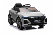 Pojazd Audi SQ8 Szary