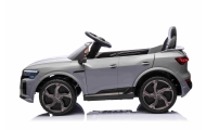 Pojazd Audi SQ8 Szary