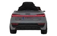 Pojazd Audi SQ8 Szary