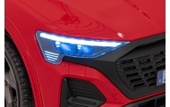 Pojazd Audi SQ8 Czerwony